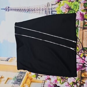 G By Guess Black Mini Skirt‎ with Zipper Accents Size Small